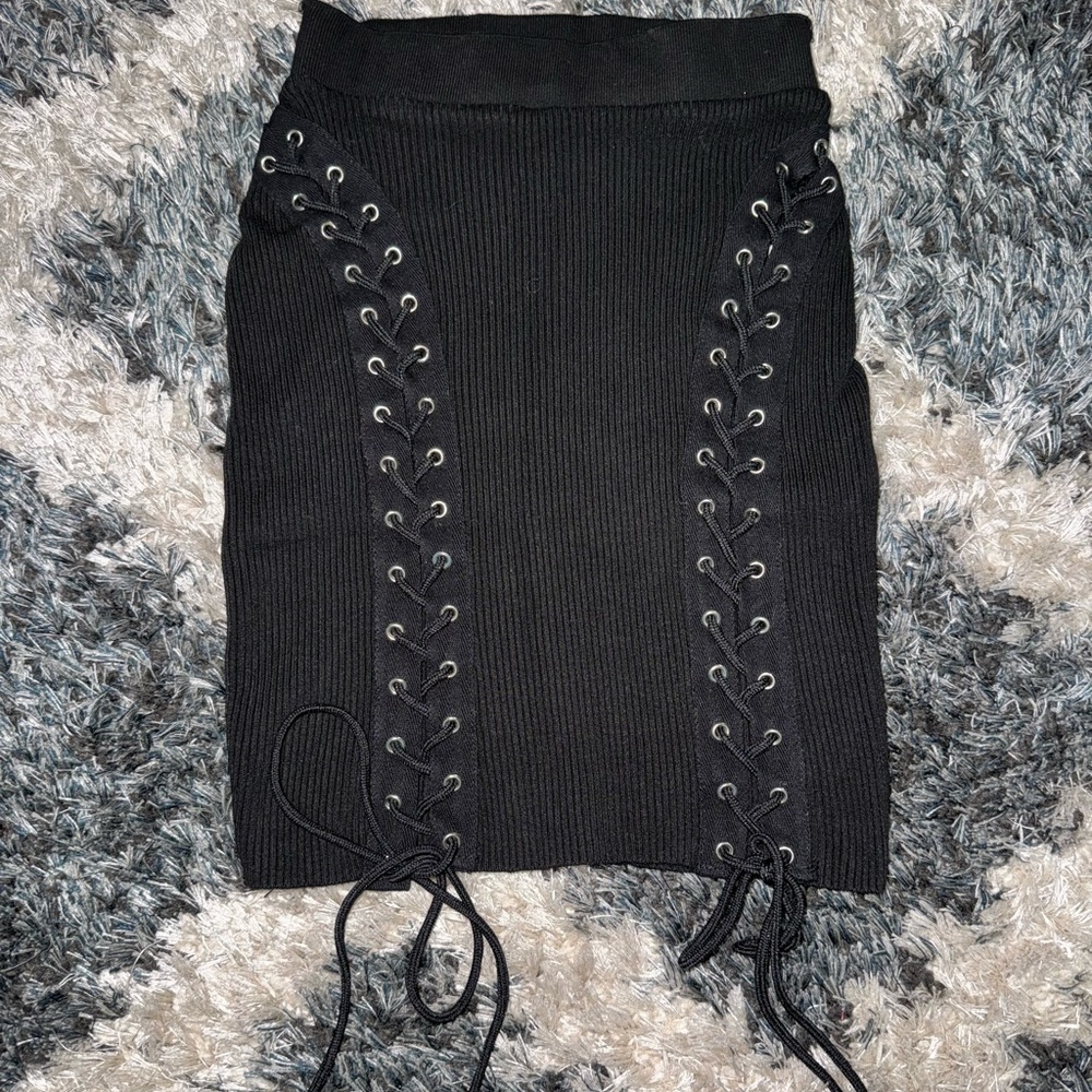 Fashion Nova - Sexy Lace up Skirt